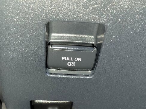 Used 2025 Ford Bronco Outer Banks image 20