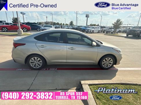 Used 2018 Hyundai Accent SE FWD image 7