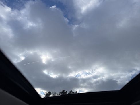 Used 2017 INFINITI QX50 2WD w/ Premium Plus Package image 22