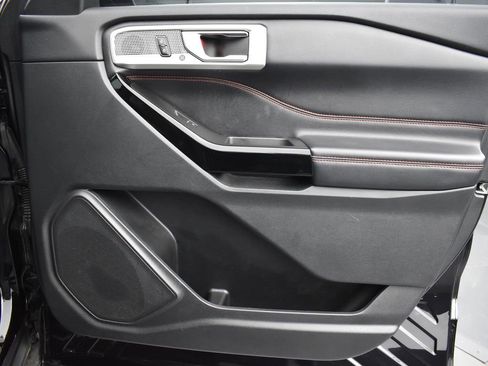 Used 2022 Ford Explorer ST-Line w/ Class IV Trailer Tow Package image 32