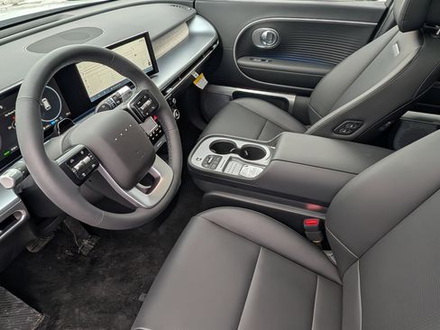 New 2026 Hyundai Ioniq 9 Limited image 7