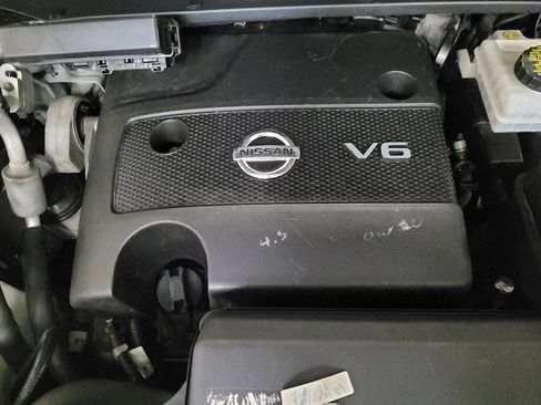 Used 2016 Nissan Pathfinder S AWD/4WD image 30