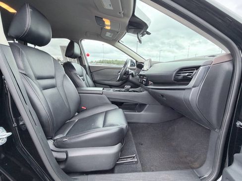 Used 2021 Nissan Rogue SV image 21