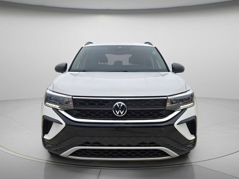 Certified 2023 Volkswagen Taos S w/ IQ Drive S Package FWD image 9