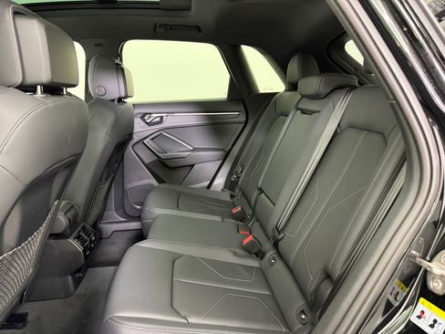New 2025 Audi Q3 2.0T Premium image 15