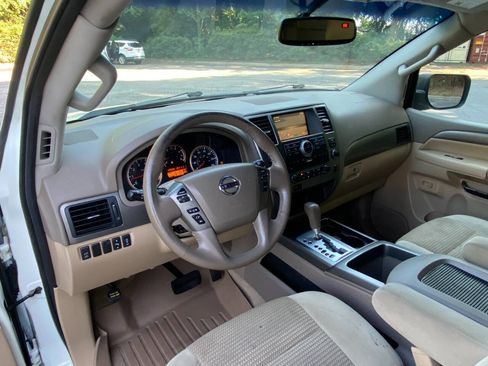 Used 2013 Nissan Armada SV AWD/4WD image 12