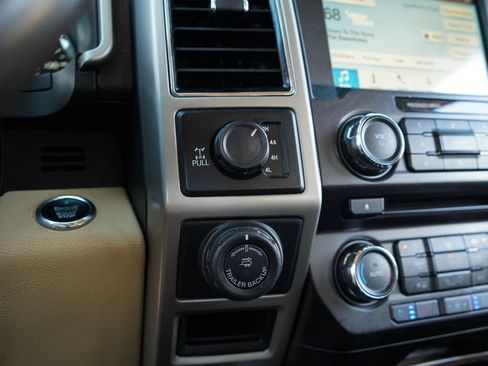 Used 2018 Ford F150 Lariat AWD/4WD image 28