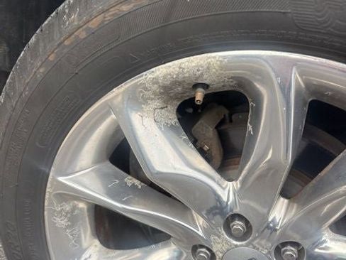 Used 2013 Ford Explorer XLT image 41