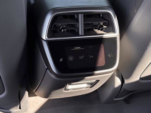 Used 2023 Lucid Air Pure image 23