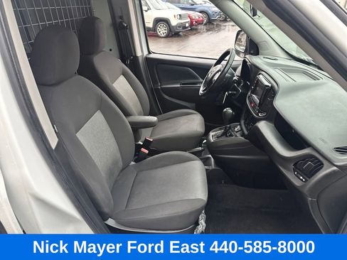 Used 2017 RAM ProMaster City Tradesman SLT w/ Rear Back-up Camera Group image 10