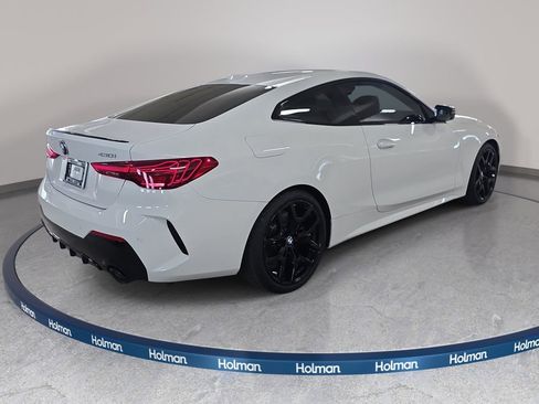 Certified 2025 BMW 430i Coupe w/ M Sport Package RWD image 7