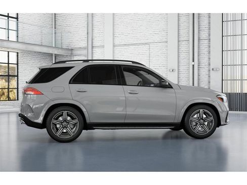 New 2026 Mercedes-Benz GLE 450e 4MATIC image 17