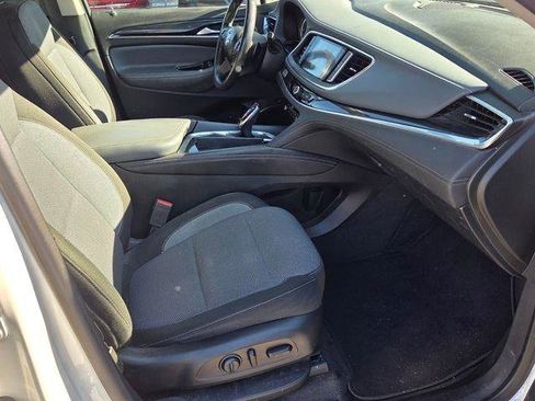 Used 2020 Buick Enclave Preferred image 17