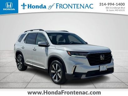 Certified 2025 Honda Pilot Touring