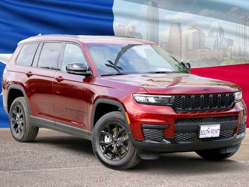 New 2025 Jeep Grand Cherokee L Altitude RWD image 1