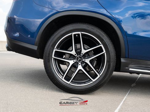 Used 2019 Mercedes-Benz GLE 43 AMG 4MATIC w/ Premium 3 Package image 11