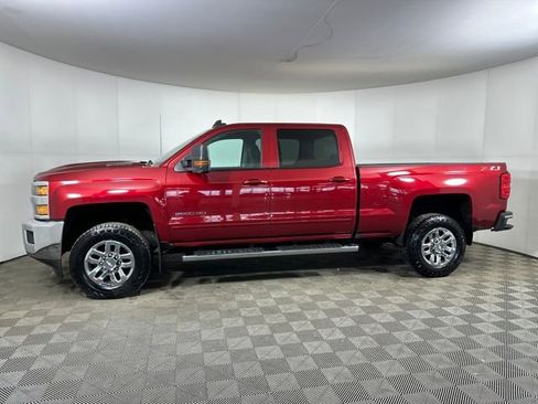 Used 2018 Chevrolet Silverado 2500 LT w/ LT Convenience Package image 6