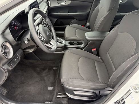 Used 2020 Kia Forte LXS FWD image 20