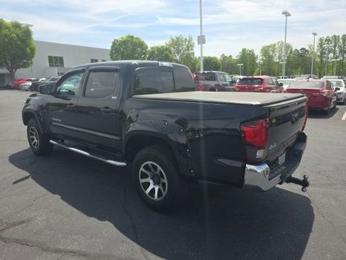 Used 2020 Toyota Tacoma SR5 image 7