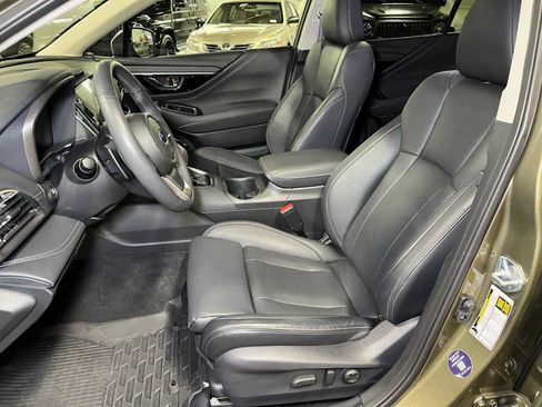 Used 2025 Subaru Outback Touring XT AWD/4WD image 26