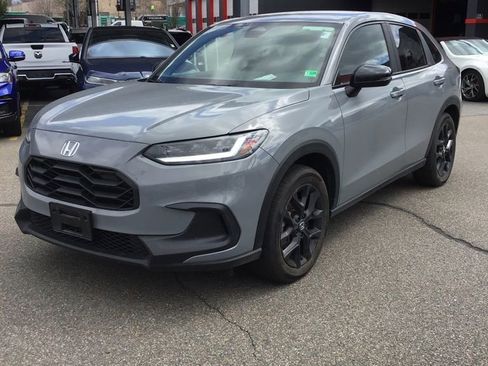 Used 2025 Honda HR-V Sport image 1