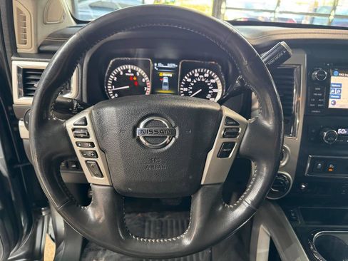 Used 2017 Nissan Titan PRO-4X w/ Pro-4x Convenience Package AWD/4WD image 25