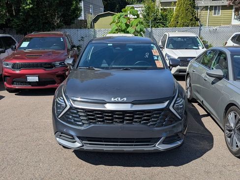 Used 2024 Kia Sportage EX FWD image 9