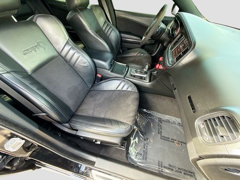 Used 2022 Dodge Charger SRT Hellcat w/ Harman/Kardon Audio Group RWD image 13