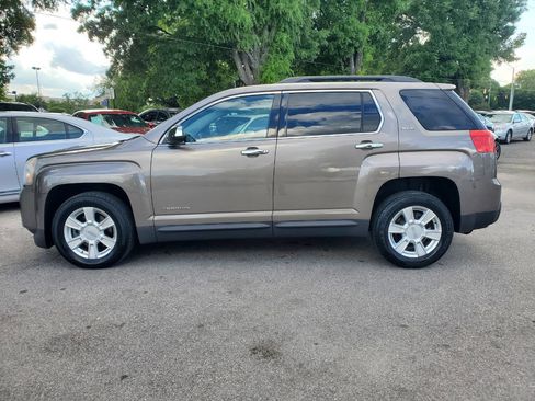 Used 2012 GMC Terrain SLE w/ Convenience Package FWD image 4