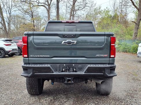 Used 2026 Chevrolet Silverado 2500 ZR2 AWD/4WD image 6