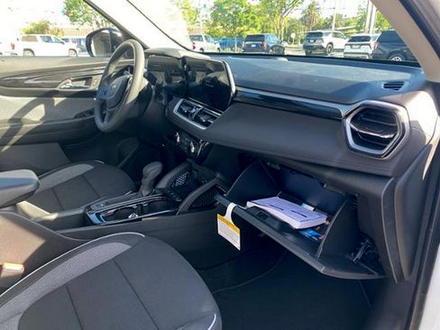 New 2026 Chevrolet TrailBlazer LT w/ Midnight Edition FWD image 20