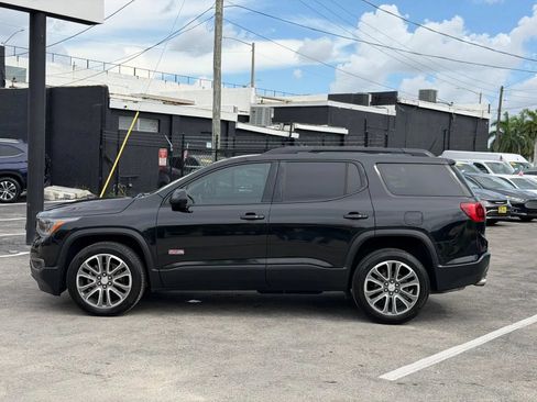 Used 2017 GMC Acadia SLT AWD/4WD image 8