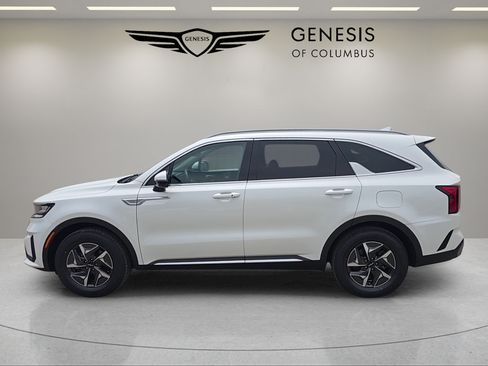 Used 2022 Kia Sorento S FWD image 2