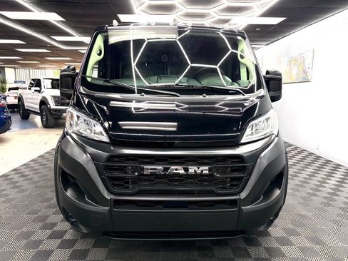 Used 2023 RAM ProMaster 2500 FWD image 3