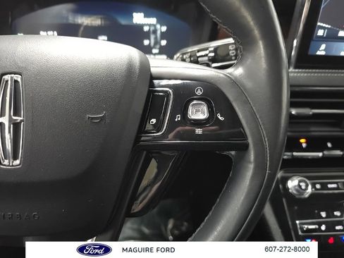Used 2022 Lincoln Corsair Reserve w/ Equipment Group 201A FWD image 24