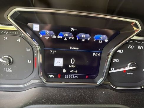 Used 2021 GMC Yukon Denali w/ Denali Premium Package image 26