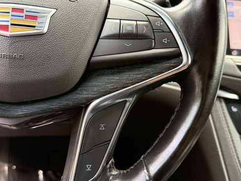 Used 2023 Cadillac XT5 Premium Luxury AWD/4WD image 33