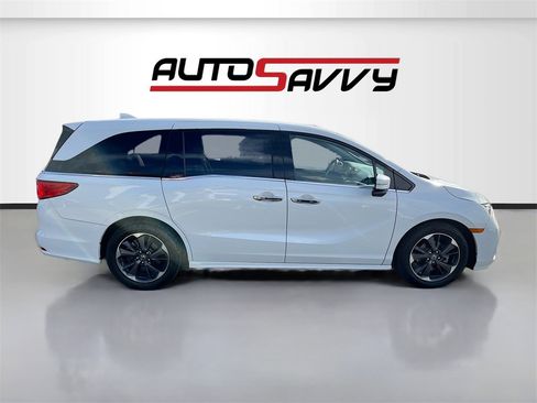 Used 2022 Honda Odyssey Elite image 8