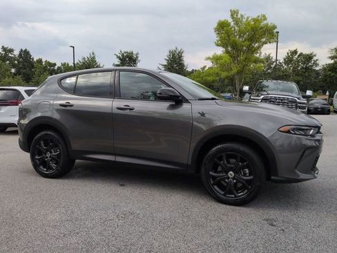 Certified 2025 Dodge Hornet GT w/ GT Plus Package AWD/4WD image 2
