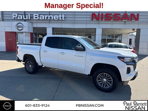 Used 2024 Chevrolet Colorado LT w/ LT Convenience Package RWD image 5