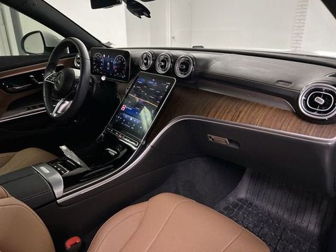 Used 2024 Mercedes-Benz CLE 300 4MATIC Cabriolet image 28