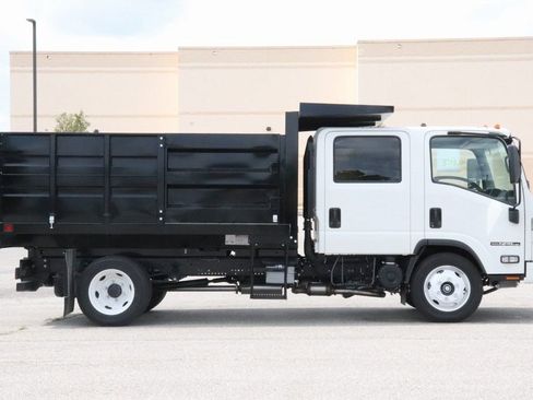 New 2024 Isuzu NPR HD image 7