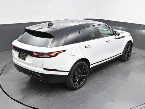 New 2026 Land Rover Range Rover Velar Dynamic SE AWD/4WD image 32