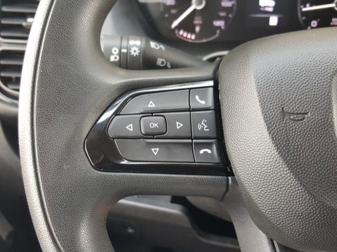 Used 2023 RAM ProMaster 2500 image 17