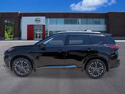 New 2026 Nissan Rogue Platinum AWD/4WD image 2