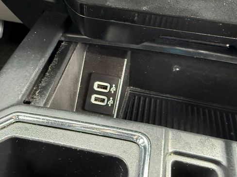 Used 2017 Ford F150 XL w/ Equipment Group 101A Mid image 25