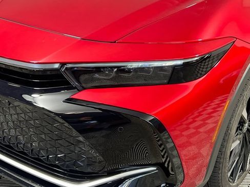 New 2026 Toyota Crown Platinum AWD/4WD image 9
