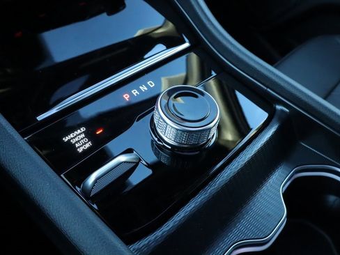 New 2025 Jeep Grand Cherokee Limited image 9