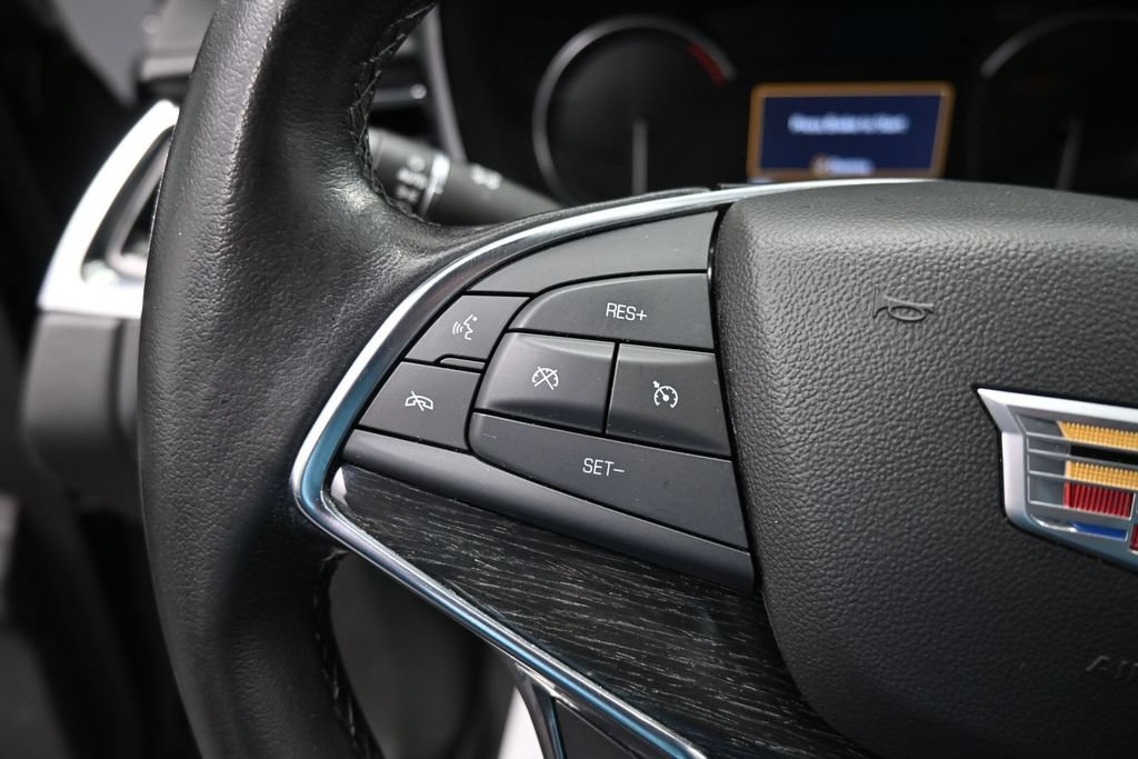 Used 2022 Cadillac XT5 Premium Luxury AWD/4WD image 33