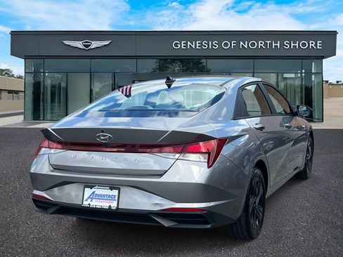 Certified 2023 Hyundai Elantra SEL w/ Preferred Accessory Package FWD image 7